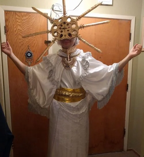 Gwyndolin Costume